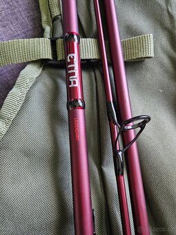 2x pruty Delphin Legend4ry 3,6m, 3LB, 3dil + obal - 3