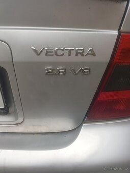 Opel Vectra 2,6 benzín V6 2001r dovoz DE na přihlášení - 3
