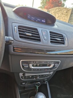 Renault Megane III 1.6 benzín 81kw, 11/2011, 84tkm - 3