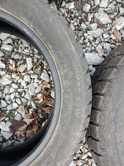 Pneu zimní 215/55 R 18 - 3