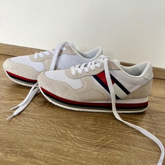 Dámské tenisky Tommy Jeans 41 - 3