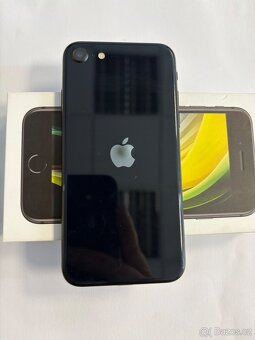 iPhone SE2022 64gb černy - 3