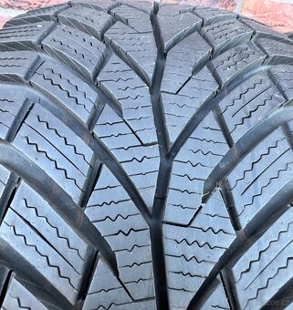225/45 R17 91H zimní pneu Continental (3521) - 3
