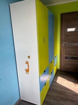 Prodej skříně + úlož. Sestava - 3