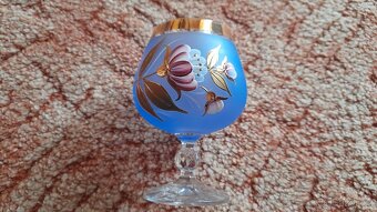 sada 6 sklenic na víno se smaltem a zlatem - 3