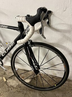 Silniční kolo CUBE - 3