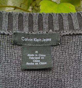 Svetřík Calvin Klein - 3