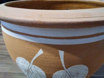 Terakotový ( hliněný ) květináč - 3