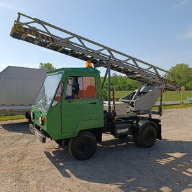 Multicar M2530 - nástavba otočný žebřík - dosah 10m - 3
