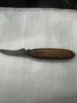 Starý nůž - 3
