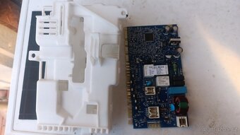 Pračka AEG LAVAMAT L7FBE68SC - 3