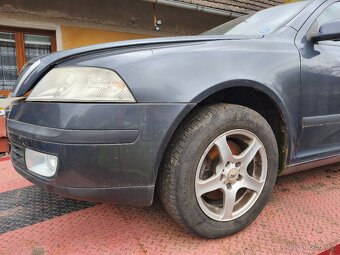 Přední část Octavia 2 - 3