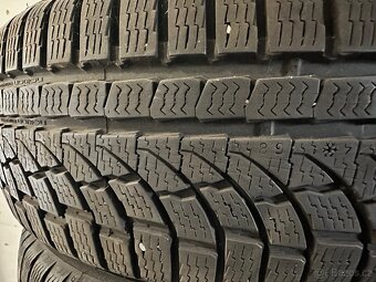 NOKIAN WRD4 205/55R16 - 3