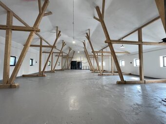 Pronájem skladových prostor 100 m2 - U Dolního Skrýchova u J - 3