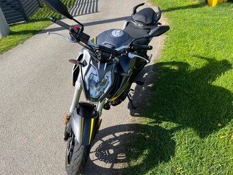 Voge 525 R - 3