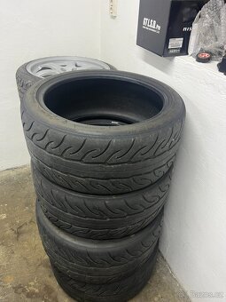 Zeknova RS 606 R1 235/40 R18 - 3