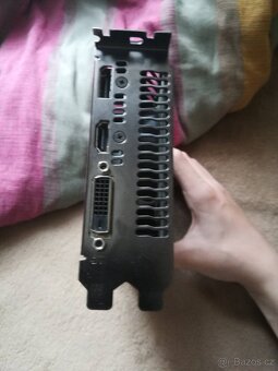 ASUS GTX 1050 2GB - 3