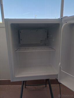 Prodám mini ledničku Philco PSL 40F Cube – 40 l - 3
