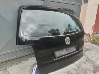 5. dveře z VW Touran - 3