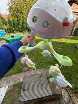 Fisher Price Kolotoč nad postýlku, Motýlci - 3
