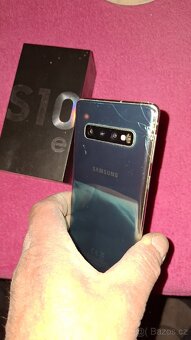 SAMSUNG S10e - 3