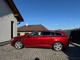 Volvo V60 2.4D PLUG-IN HYBRID AWD 4x4 SUMMUM - 3