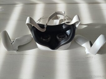 Oculus Quest 2 128GB - Brýle pro virtuální realitu - 3