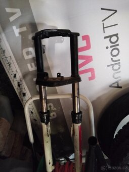 Prodám náhradní díly na moped Korado - 3