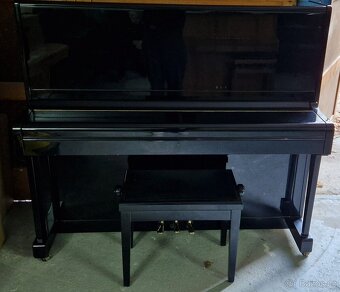 Černé piano Weinbach 125 - Petrof se židlí - 3