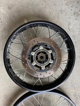 Royal Enfield Himalayan 450 - 3