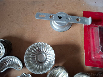 Prodám staré formičky na cukroví - 3