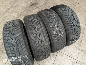 185/60R15 pneu zimní Nokian - 3