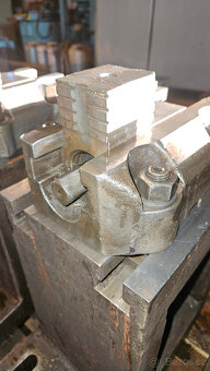 ČELISTI NA KARUSEL 400 mm - 3