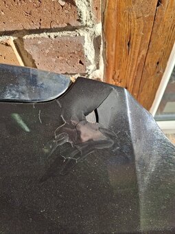 Kapota Škoda Yeti před Fl. Černá met. - 3