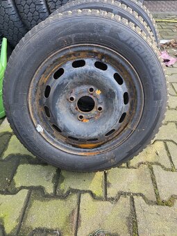 PNEU NA DISKÁCH 175/65/14. - 3