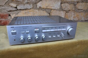 YAMAHA A 520 - 3