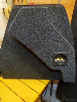 Subwoofer VW Golf - 3