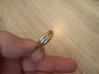 Zlatý trinity prsten 5,5g 750/1000 - 3