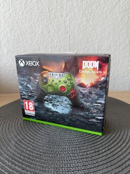 XBOX OVLADAČ DOOM: The Dark Ages Limited Edition - 3