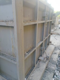 Forma na betonové prefabrikáty - 3