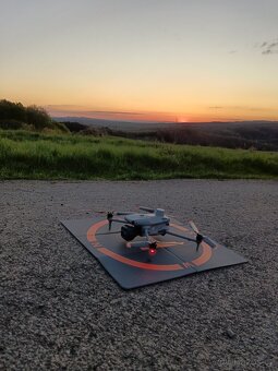 DJI Matrice 4T + podložka + SD karta - 3