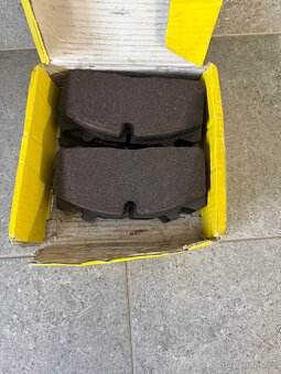 MAN PŘEDNÍ DESKY A ZADNÍ SKLA LAMP - 3