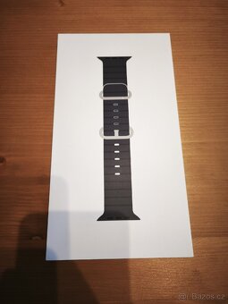 Apple Watch Ultra 2, 49mm Natural Ti Navy Ocean Band - 3