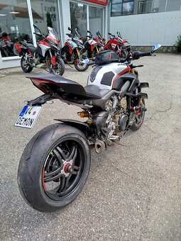 Ducati Streetfighter V4 SP, ČR, ZÁRUKA, TOP VÝBAVA - 3