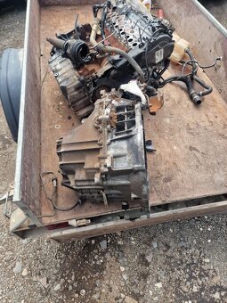 Motor a prevodovka ford 2.0tdci 103kw, pochází z Fordu s max - 3