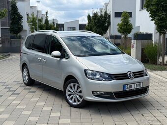 Volkswagen Sharan Highline DSG 7 míst Intg.sed Tažné Webasto - 3