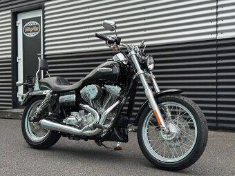 H-D FXDC Dyna Super Glide (2008) - 3
