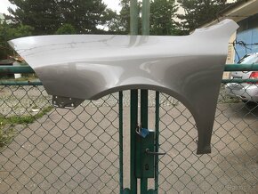 Levy pravy blatnik Škoda Octavia 2,II, barva 9202 kapučíno - 3