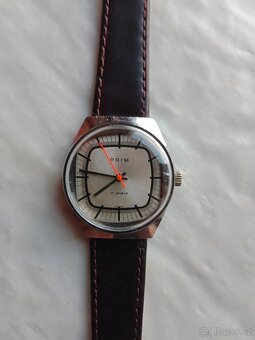 Staré, funkční hodinky Prim- televize - 3