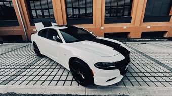 Dodge Charger 3.6 AWD 2016 / 240kW + pedal commander - 3